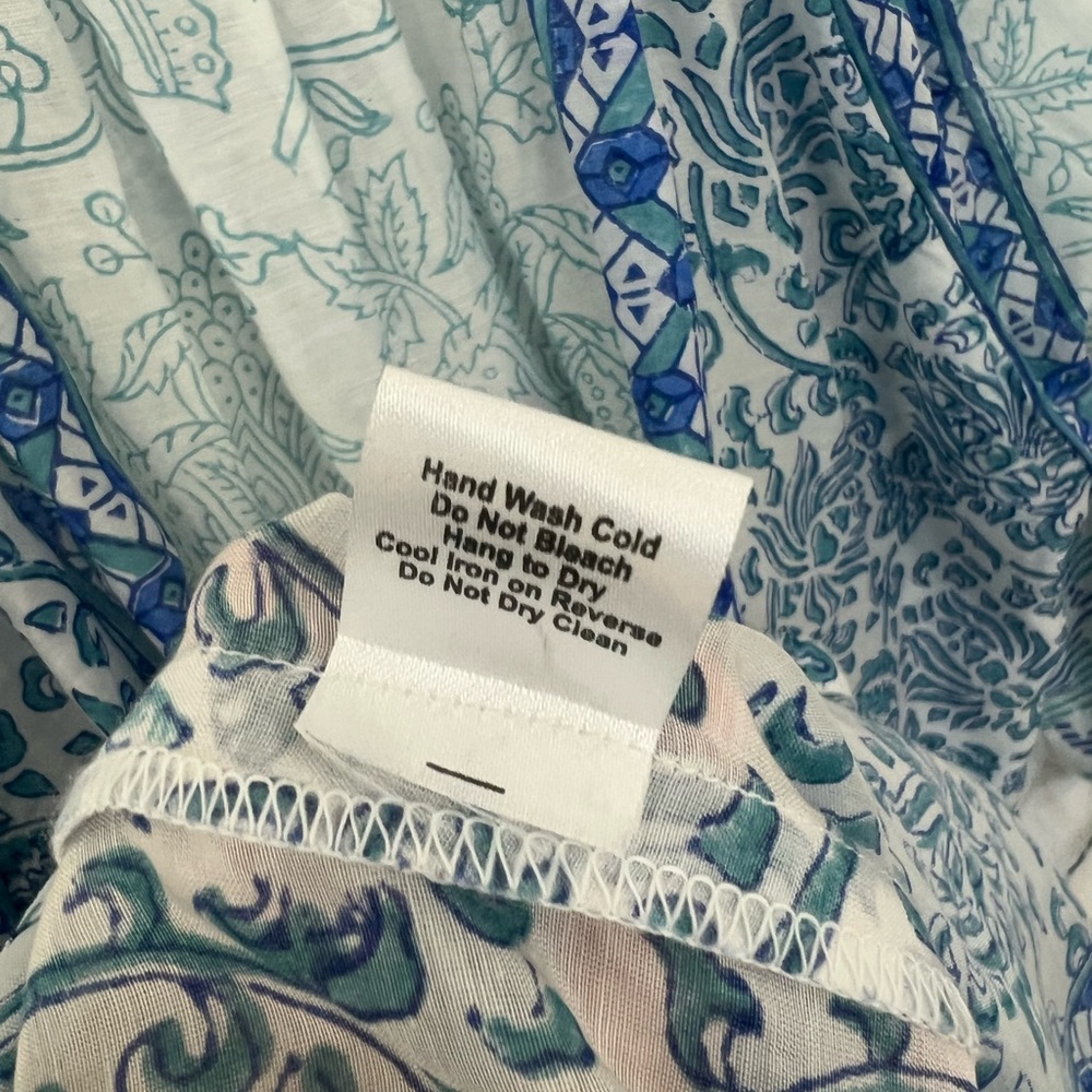 Bella tu blue and white peasant blouse - Picture 11 of 11
